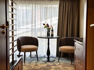 Deluxe Suite - Diamond Deck